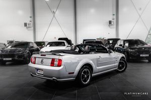 Ford Mustang bild 2