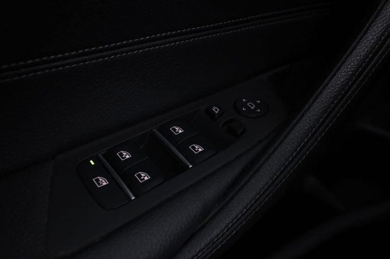 BMW 520 bild 36