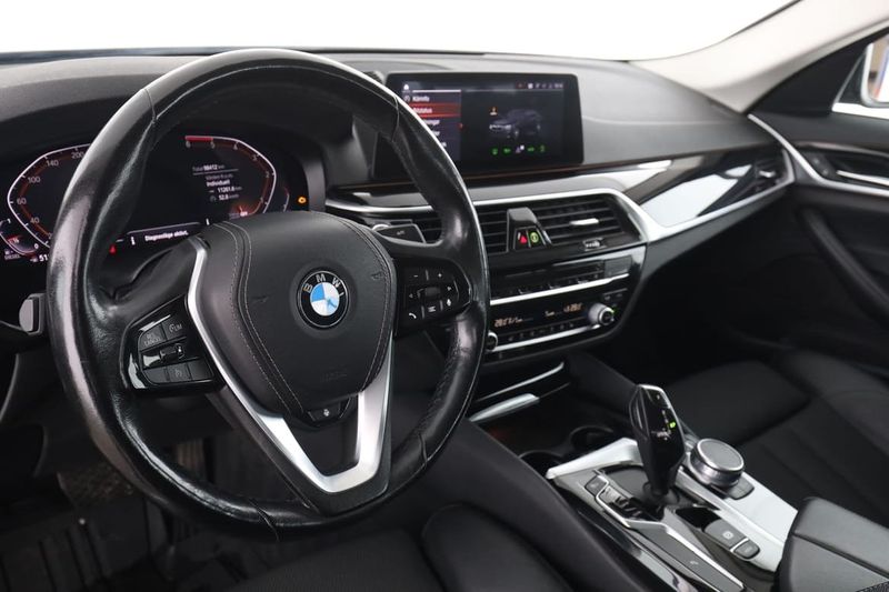BMW 520 bild 12