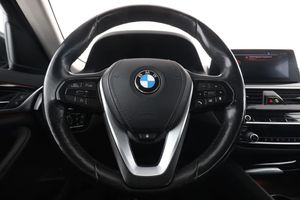 BMW 520 bild 19