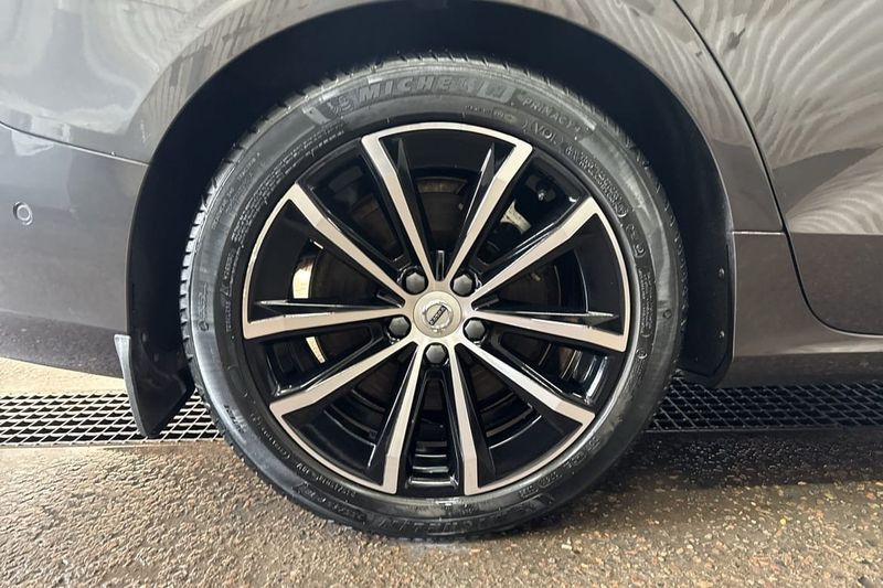 Volvo V60 bild 16