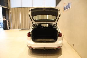 Volkswagen Passat bild 6