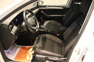 Volkswagen Passat bild 12