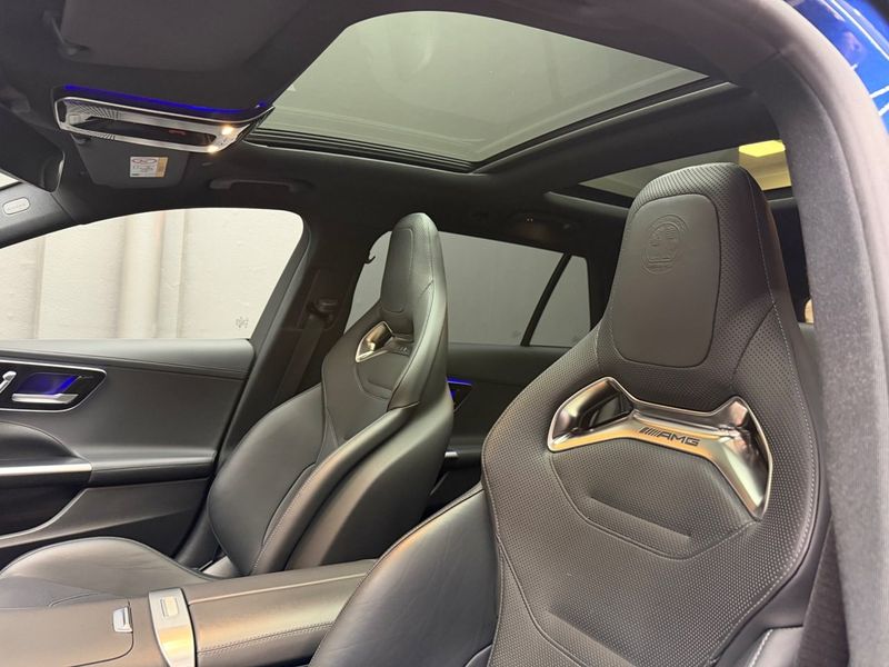 Mercedes C63 AMG bild 12