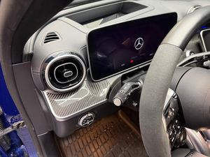 Mercedes C63 AMG bild 9