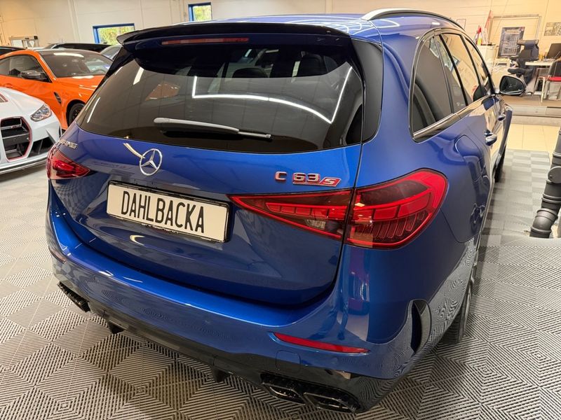 Mercedes C63 AMG bild 5