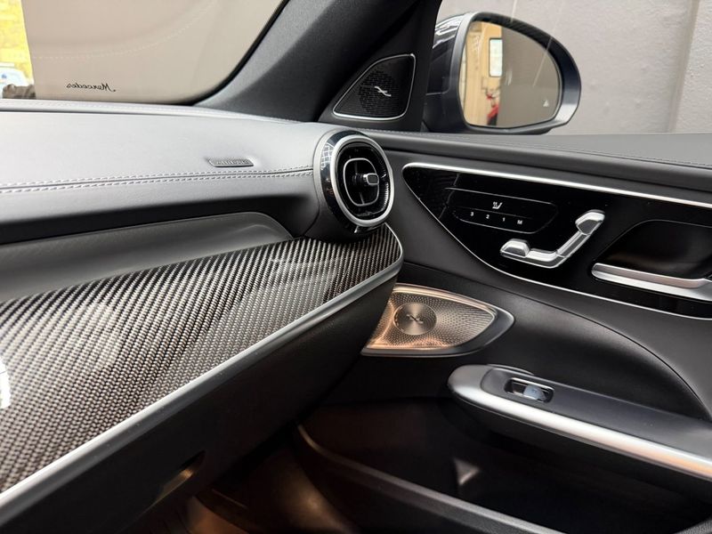 Mercedes C63 AMG bild 14