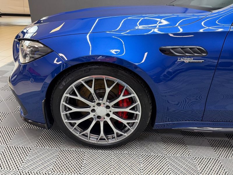 Mercedes C63 AMG bild 6
