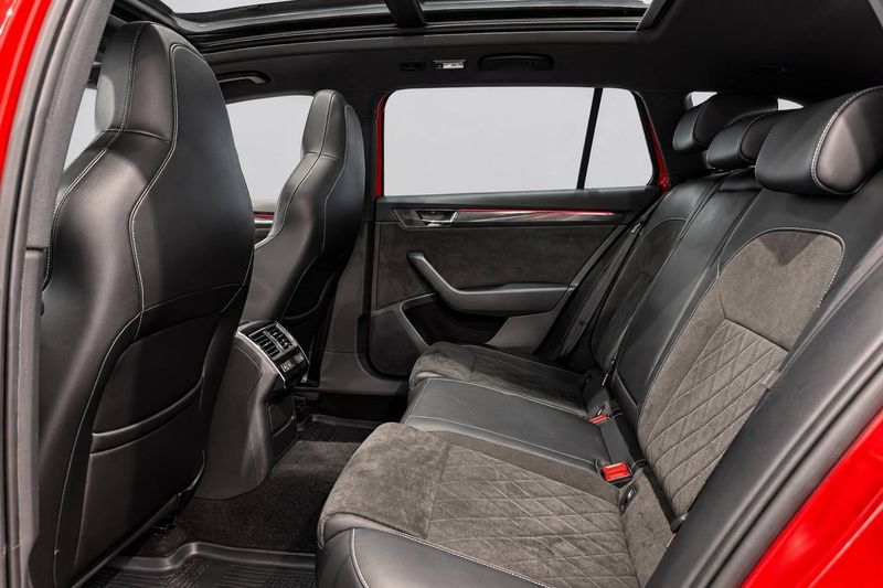 Skoda Superb bild 13
