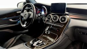 Mercedes GLC220 bild 17