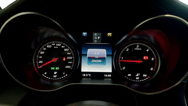 Mercedes GLC220 bild 19