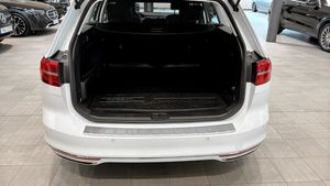 Volkswagen Passat bild 6
