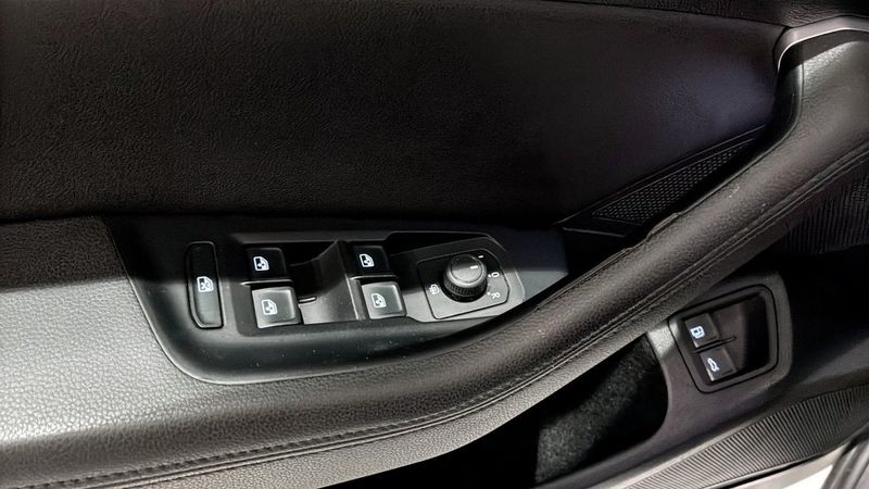 Volkswagen Passat bild 23