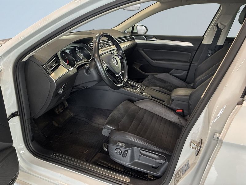 Volkswagen Passat bild 7