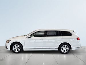 Volkswagen Passat bild 4