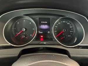 Volkswagen Passat bild 18