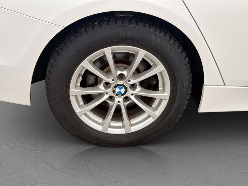 BMW 330 bild 30