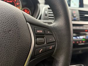 BMW 330 bild 19