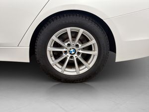 BMW 330 bild 29