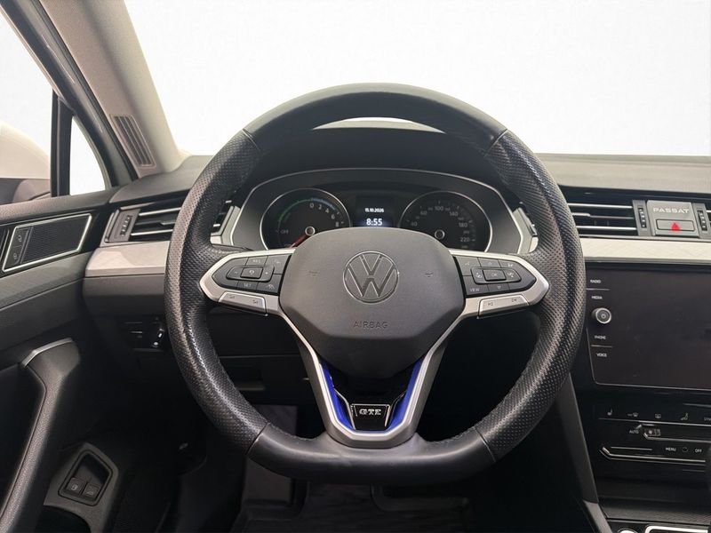 Volkswagen Passat bild 14
