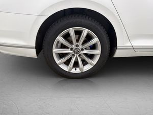 Volkswagen Passat bild 33