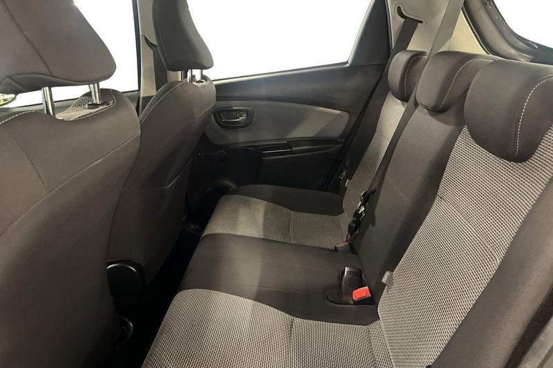 Toyota Yaris bild 16