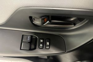Toyota Yaris bild 18