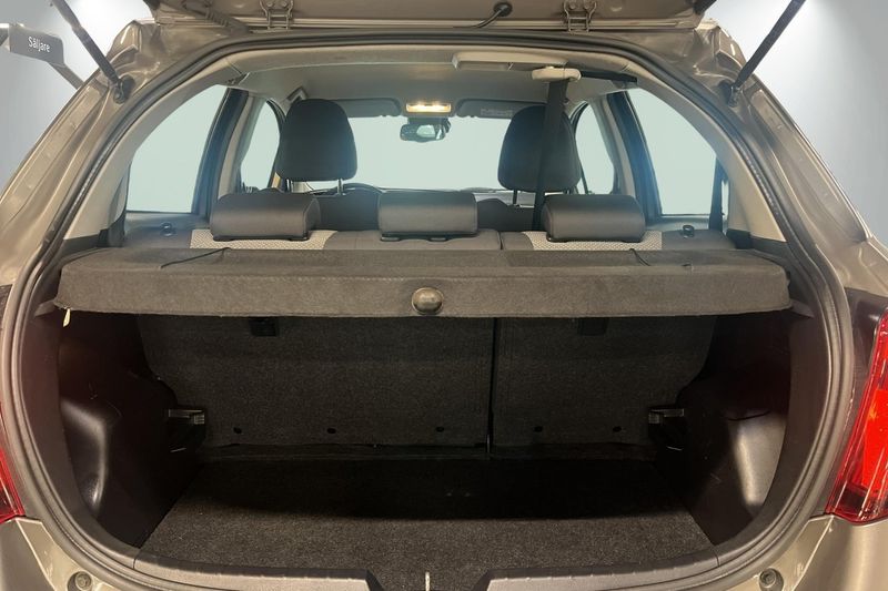 Toyota Yaris bild 17