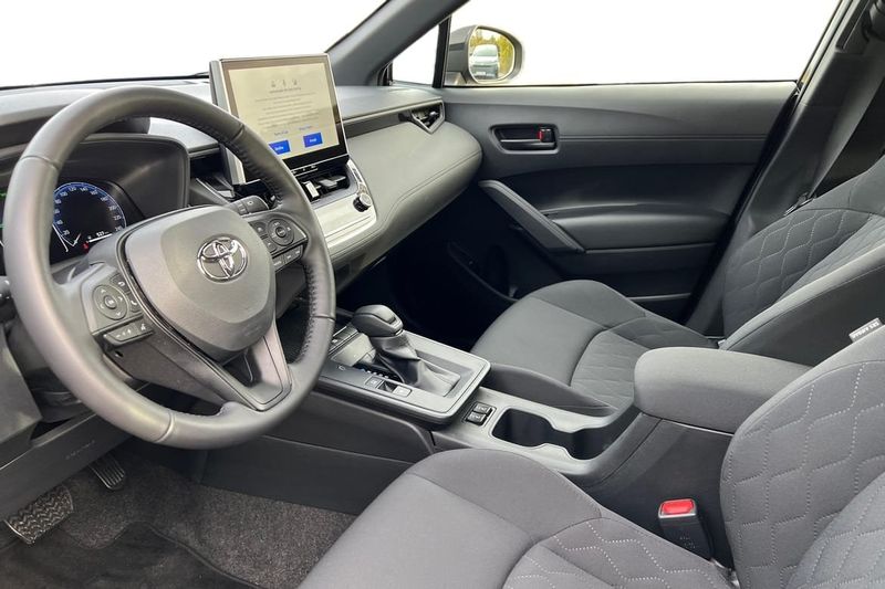 Toyota Corolla Cross bild 13
