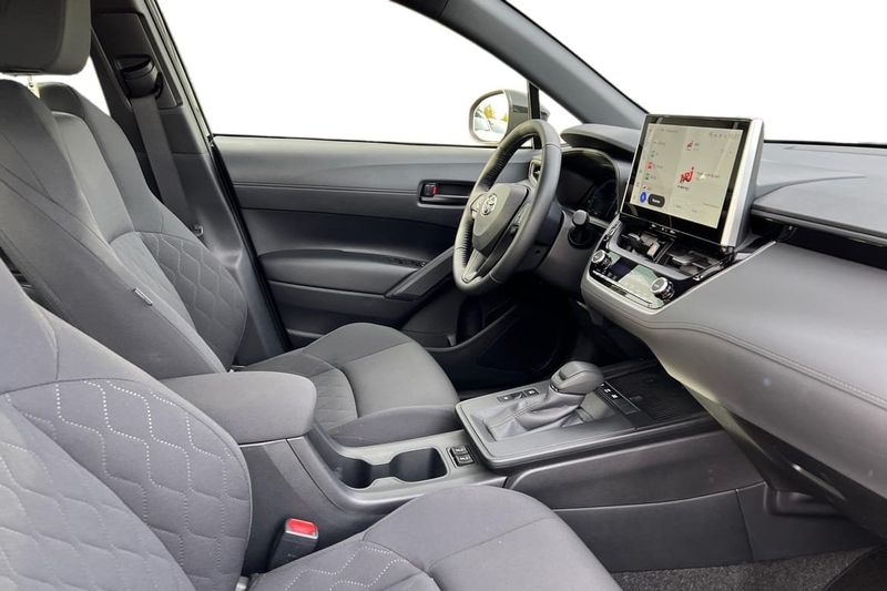 Toyota Corolla Cross bild 7