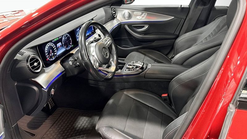 Mercedes E300 bild 10