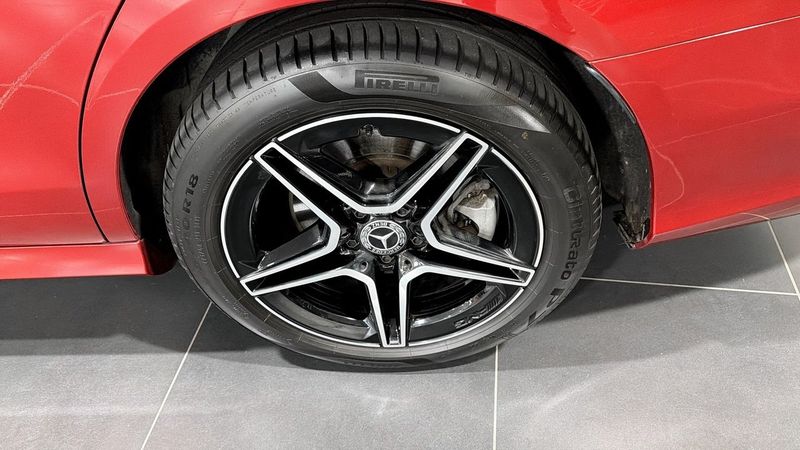 Mercedes E300 bild 5
