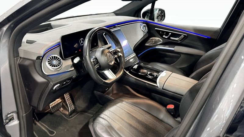 Mercedes EQS450 SUV bild 6
