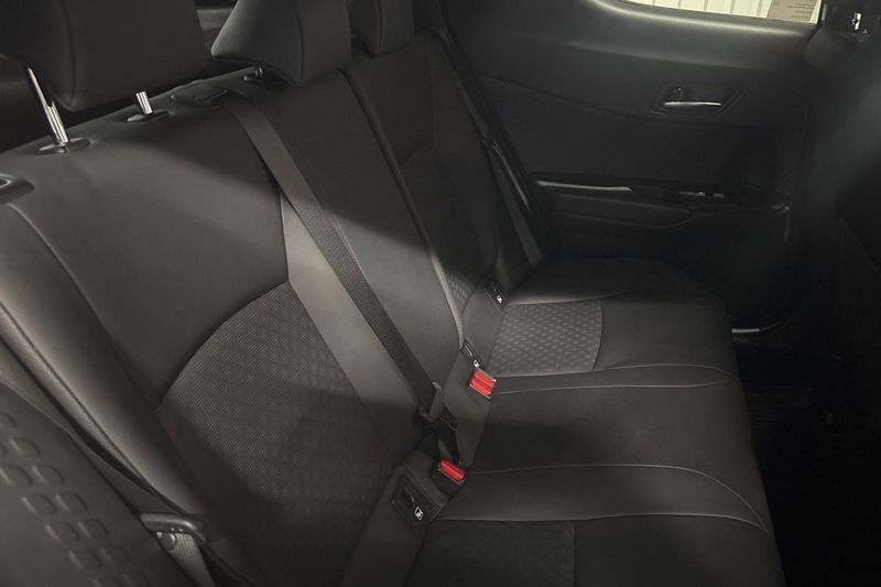 Toyota C-HR bild 13