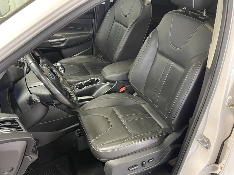 Ford Kuga bild 6