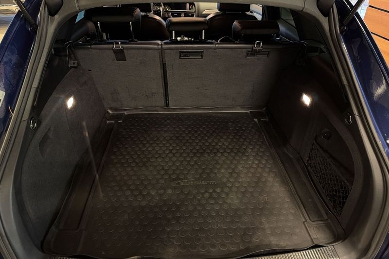 Audi A4 bild 14
