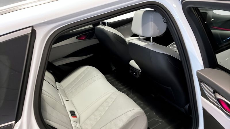 BYD Seal 6 bild 5