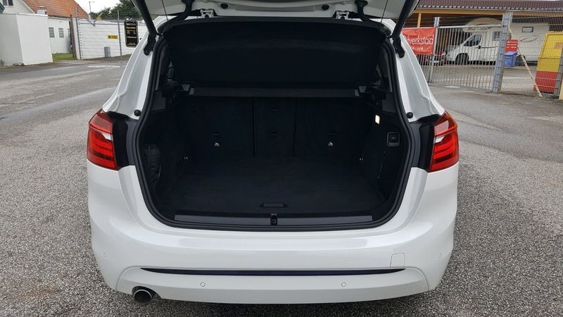 BMW 218 bild 10