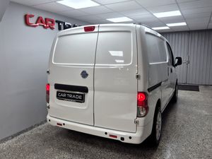 Nissan NV200 bild 8