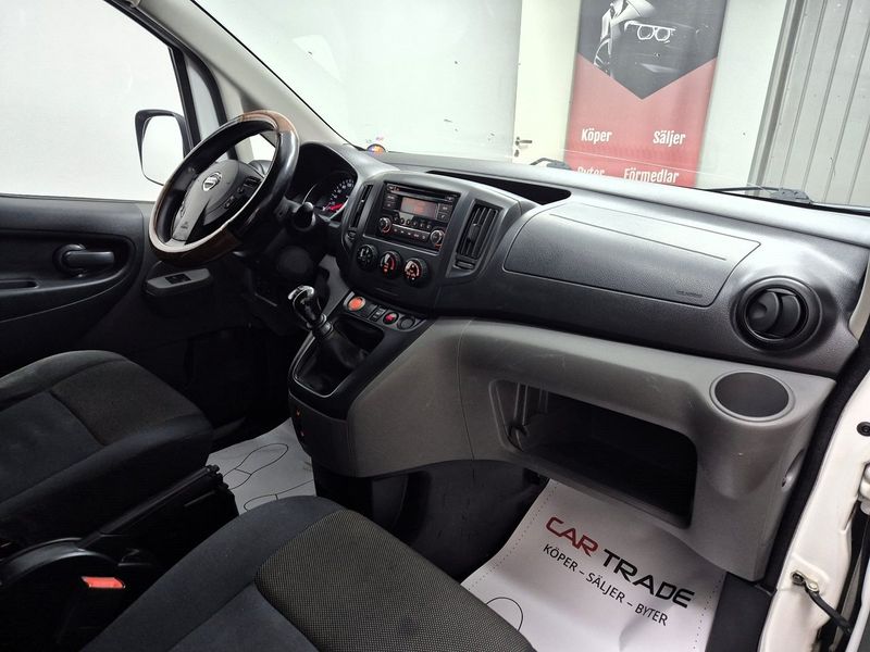 Nissan NV200 bild 24