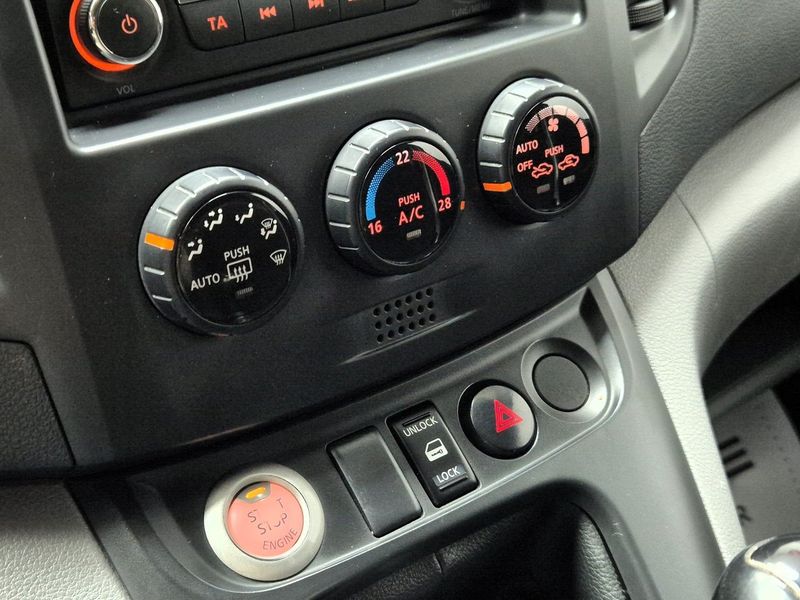 Nissan NV200 bild 22
