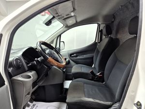 Nissan NV200 bild 13