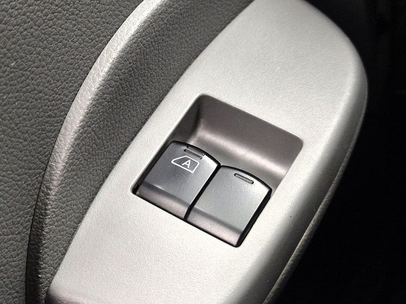 Nissan NV200 bild 14