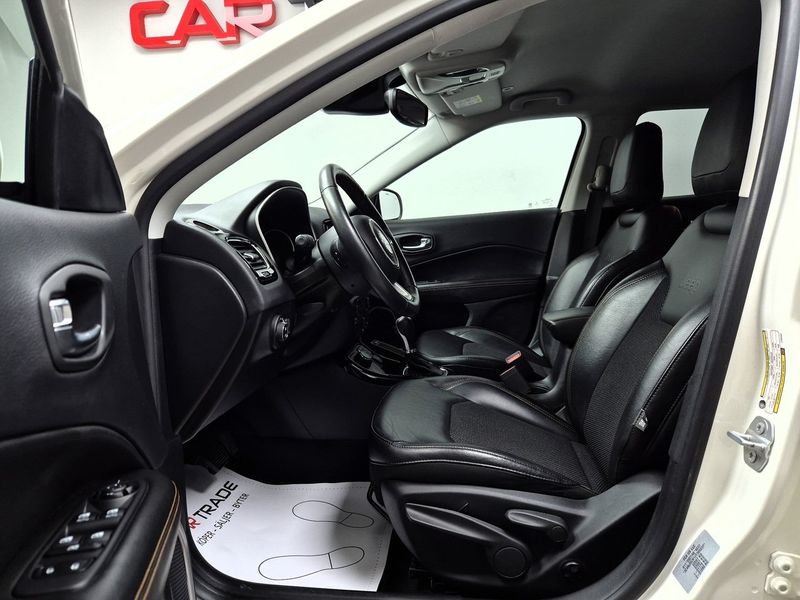 Jeep Compass bild 15