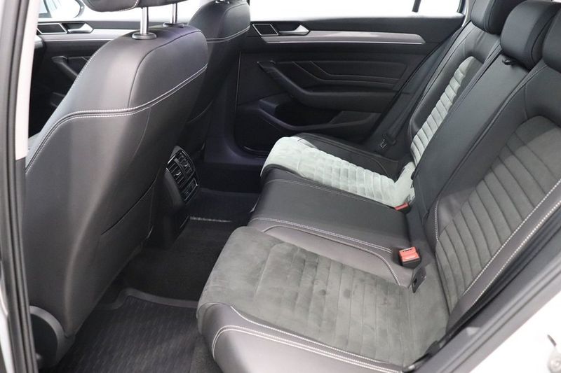 Volkswagen Passat bild 8