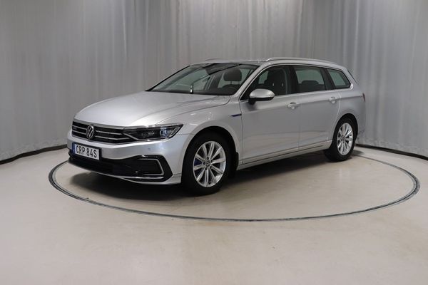 Volkswagen Passat GTE 218hk Drag Värmare Kamera Nav - 2021