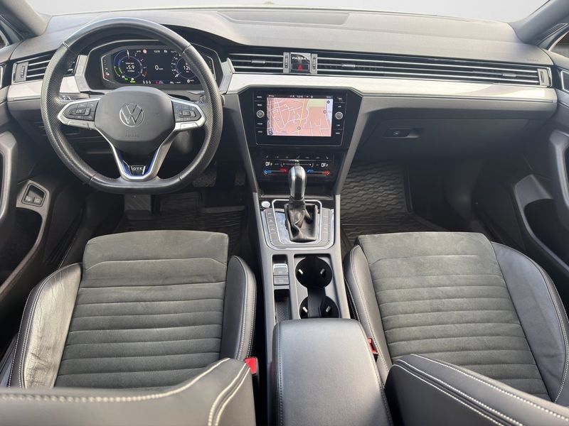 Volkswagen Passat bild 10