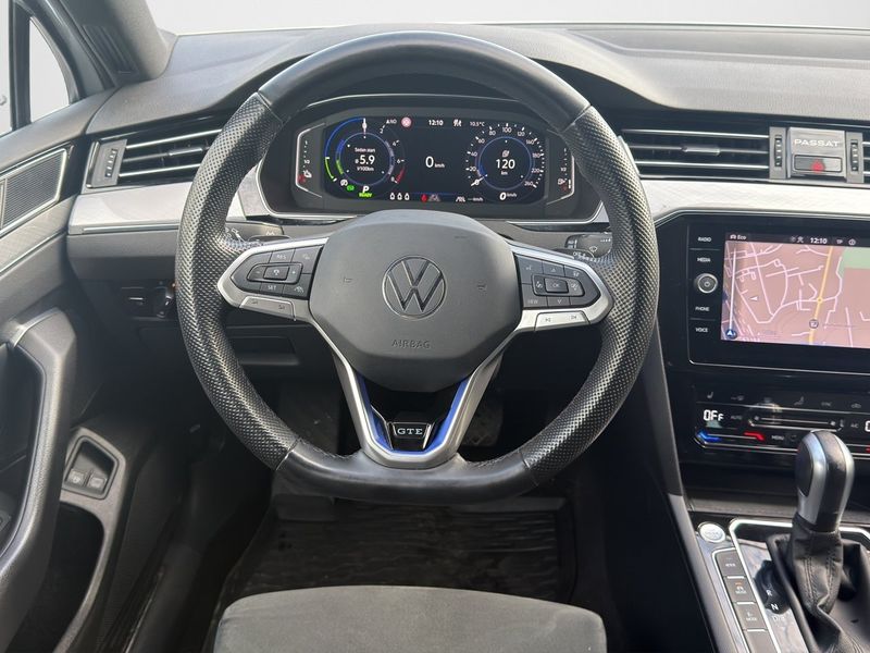 Volkswagen Passat bild 9
