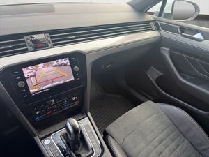 Volkswagen Passat bild 11