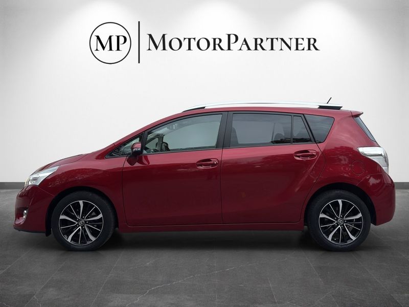 Toyota Verso bild 4